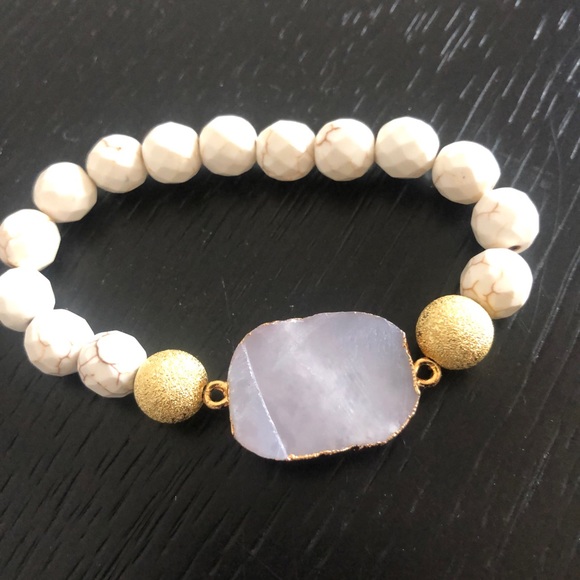 Gorgeous anthropology bracelet🌼❤️ - Picture 2 of 5